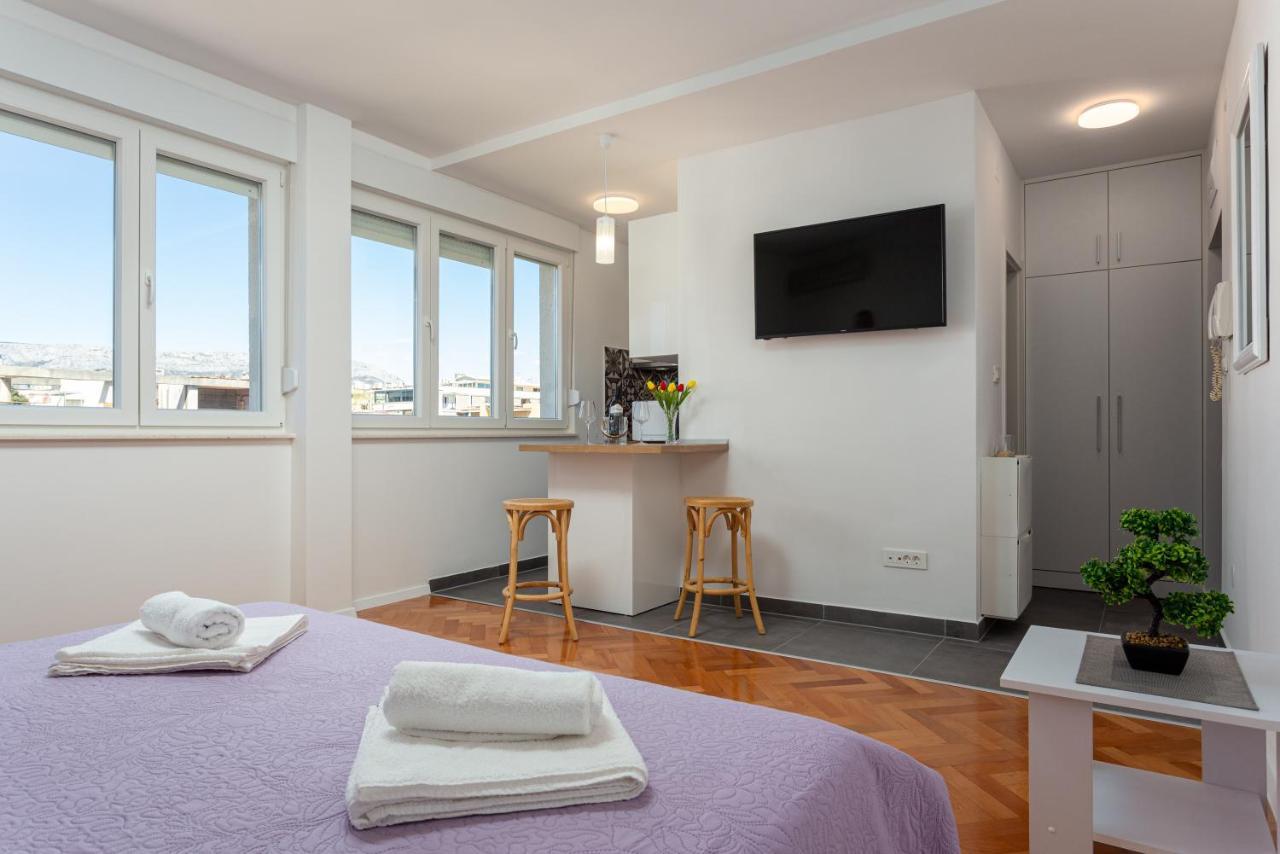 Botan Apartment Split Eksteriør billede