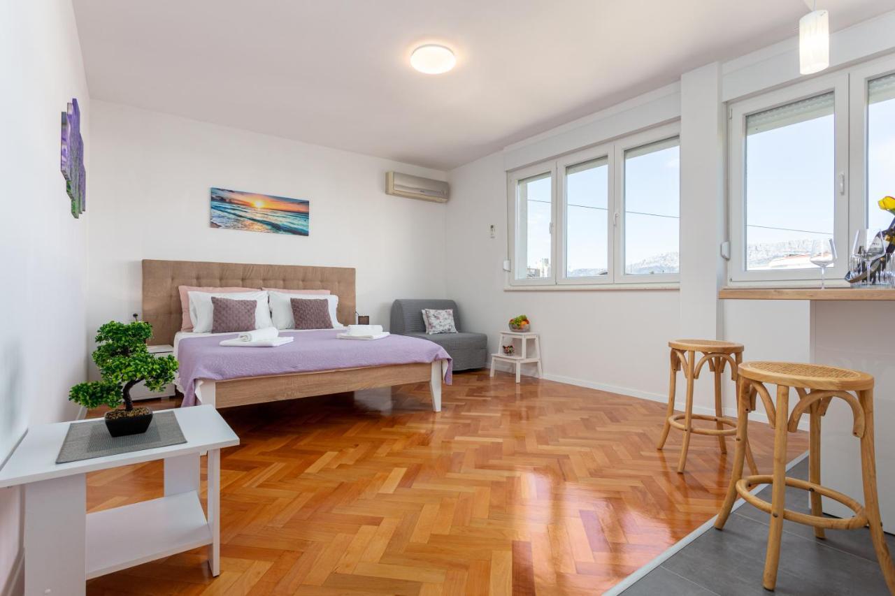 Botan Apartment Split Eksteriør billede
